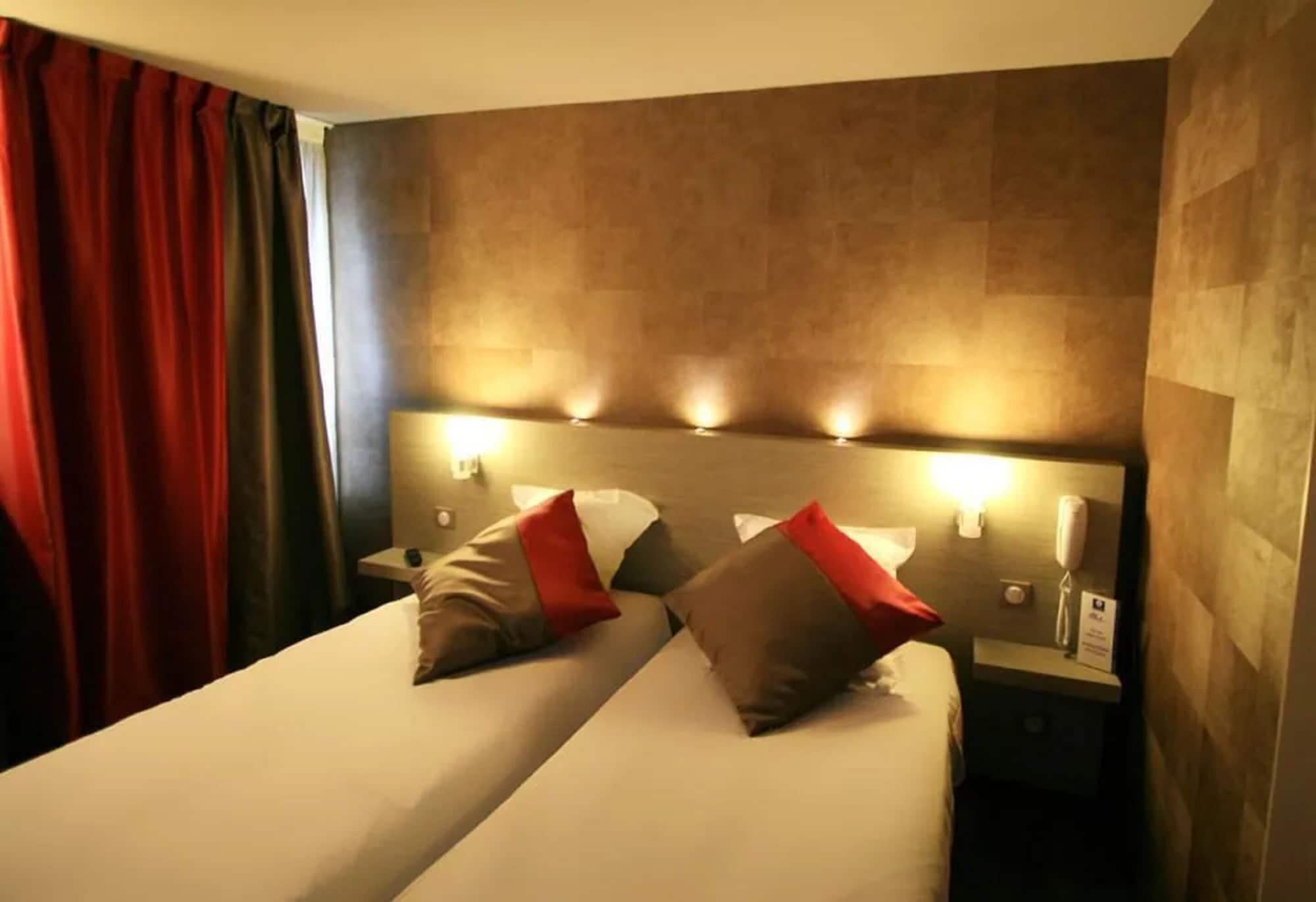 Best Western L'Atelier 117 Maubeuge Pokoj fotografie