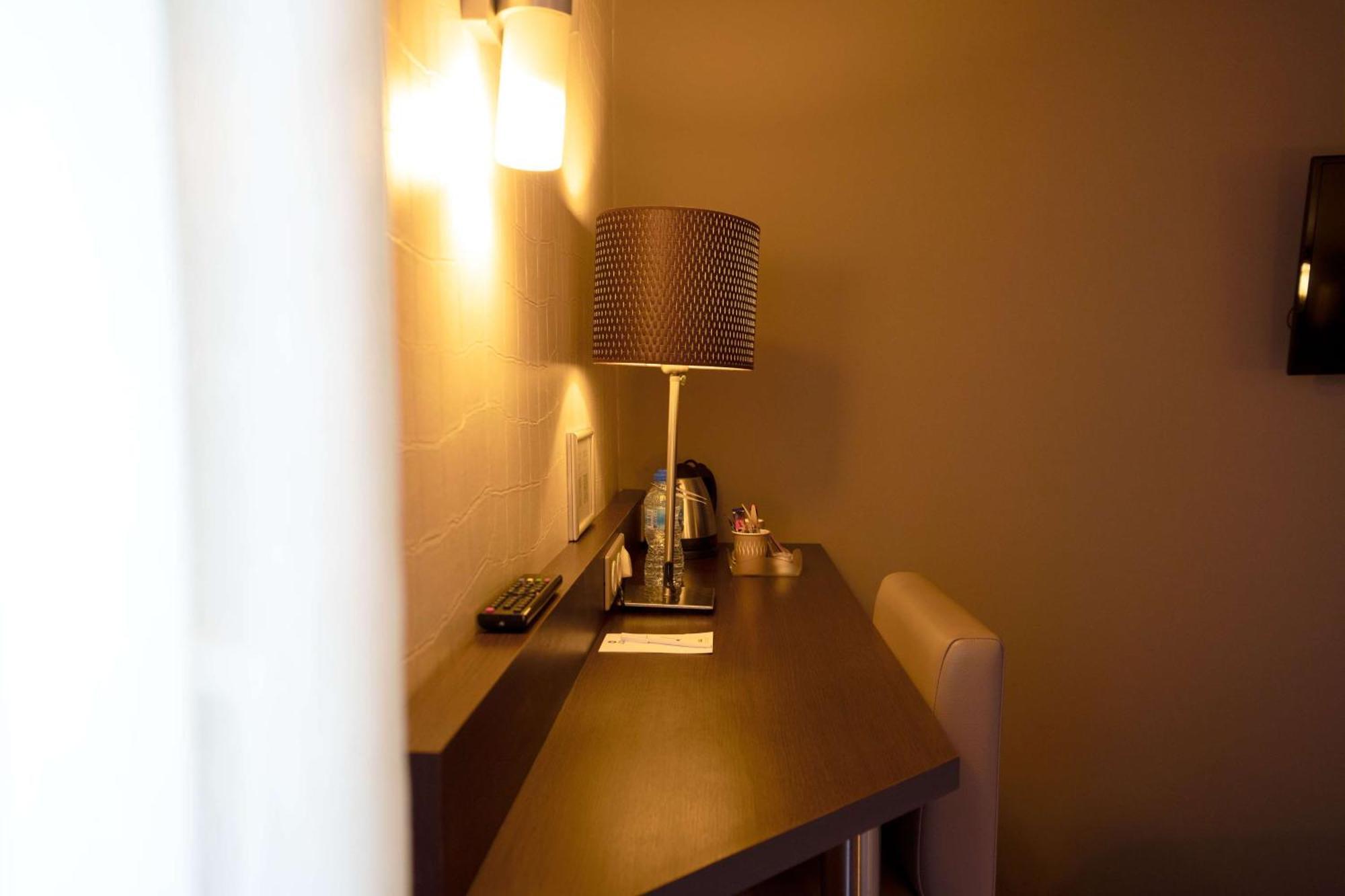 Best Western L'Atelier 117 Maubeuge Exteriér fotografie