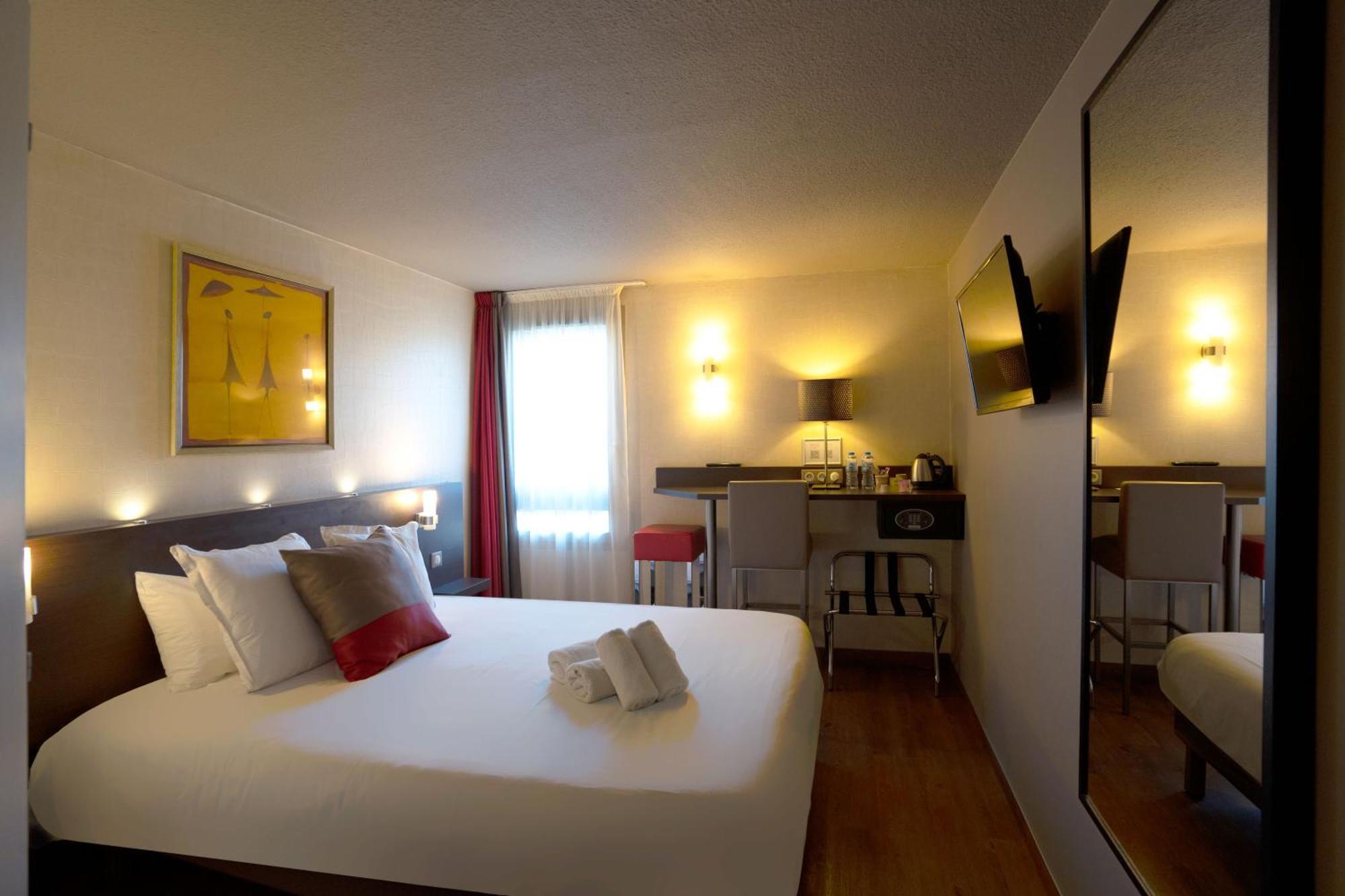 Best Western L'Atelier 117 Maubeuge Exteriér fotografie
